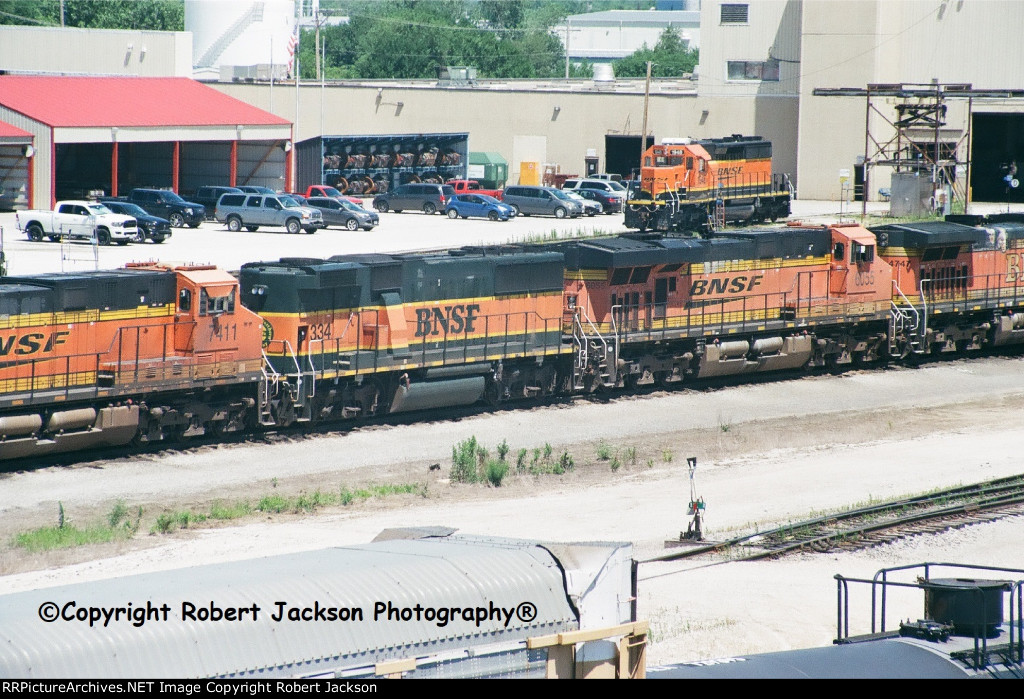 GP60B engine at Galesburg BNSF